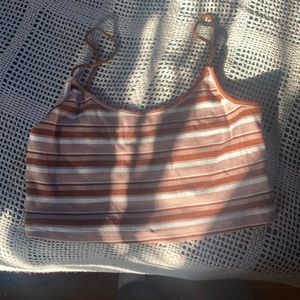 brand new super. cropped top never worn